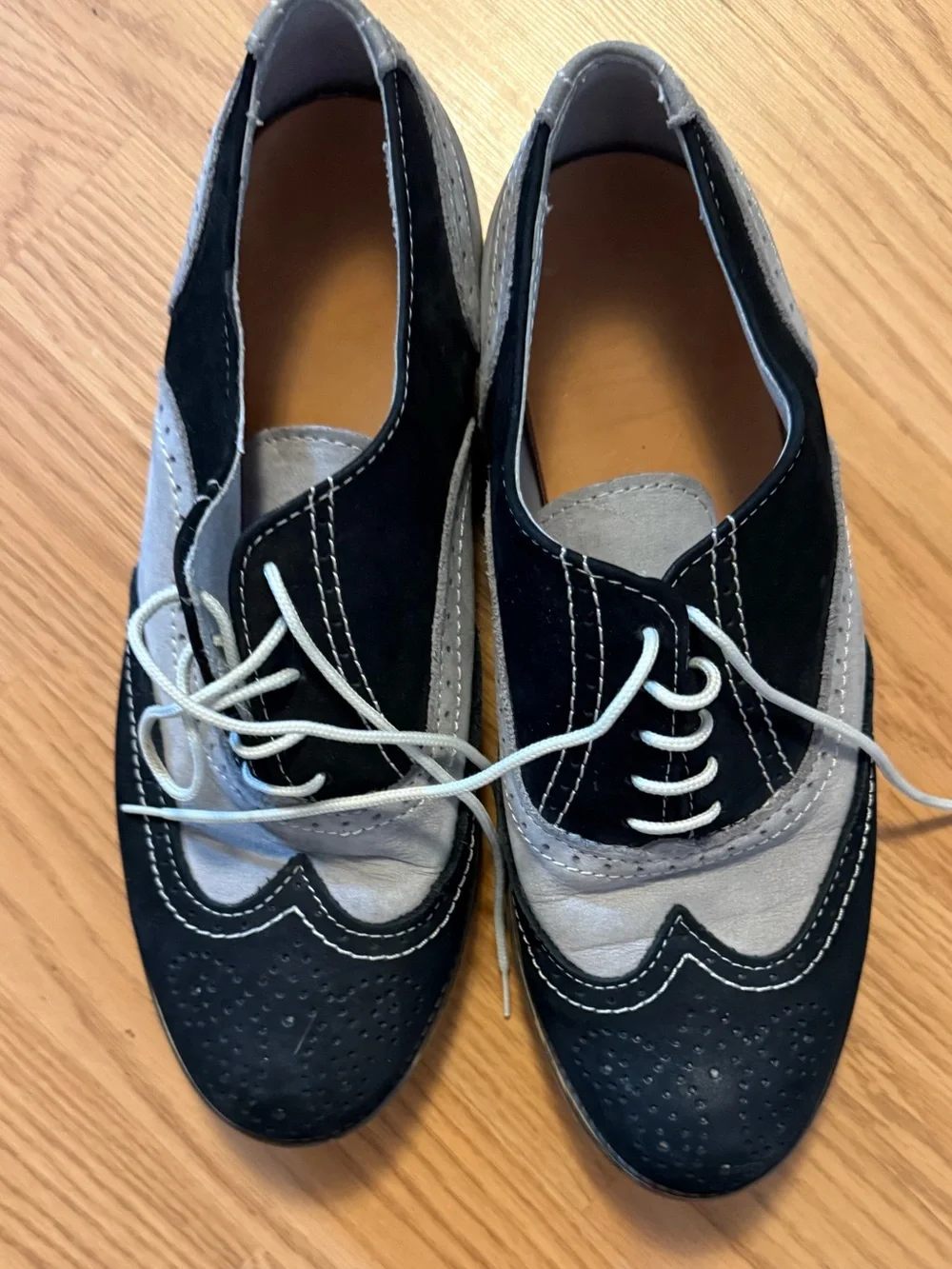 Two-Tone Black and Gray Wingtip Italian Oxfords - 38